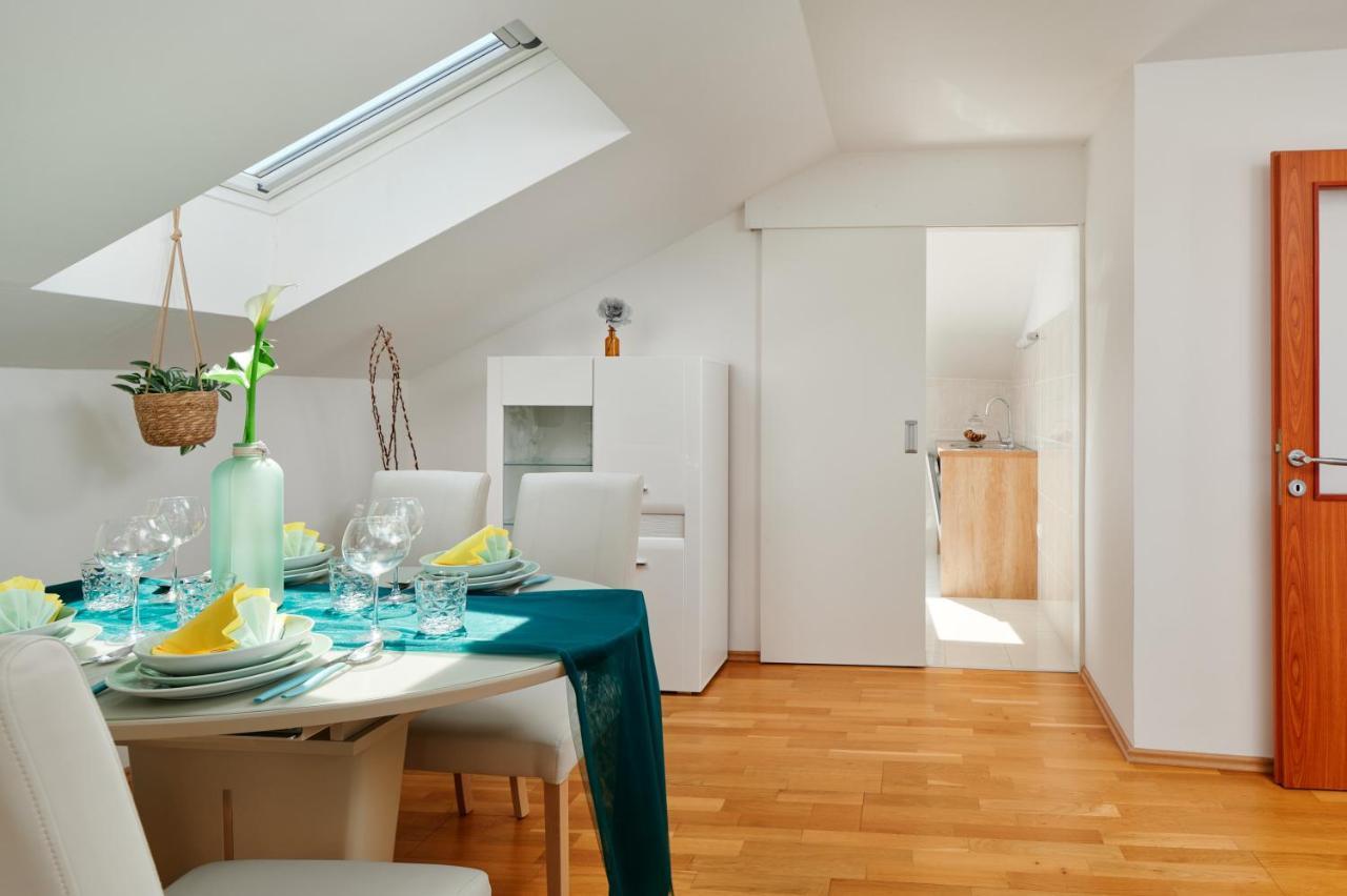 Modern & Spacious Rooftop Apartment With Natual Sunlight 스플리트 외부 사진