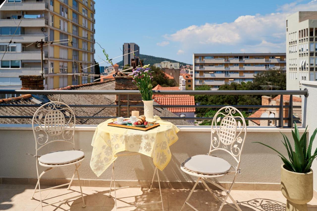 Modern & Spacious Rooftop Apartment With Natual Sunlight 스플리트 외부 사진