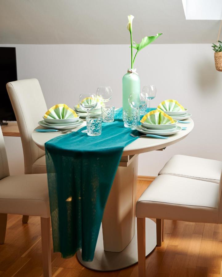 Modern & Spacious Rooftop Apartment With Natual Sunlight 스플리트 외부 사진